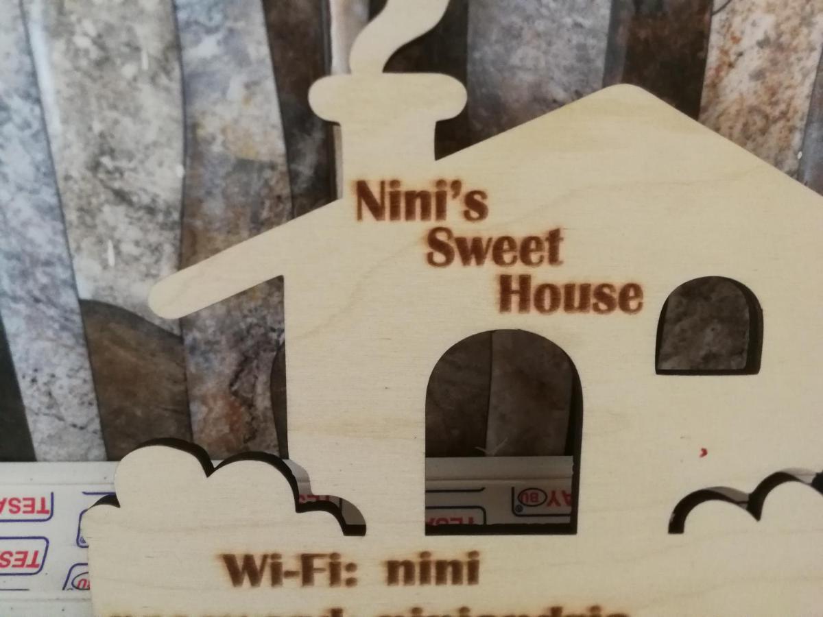 Nini's sweet house Hotel Matkhoji Buitenkant foto